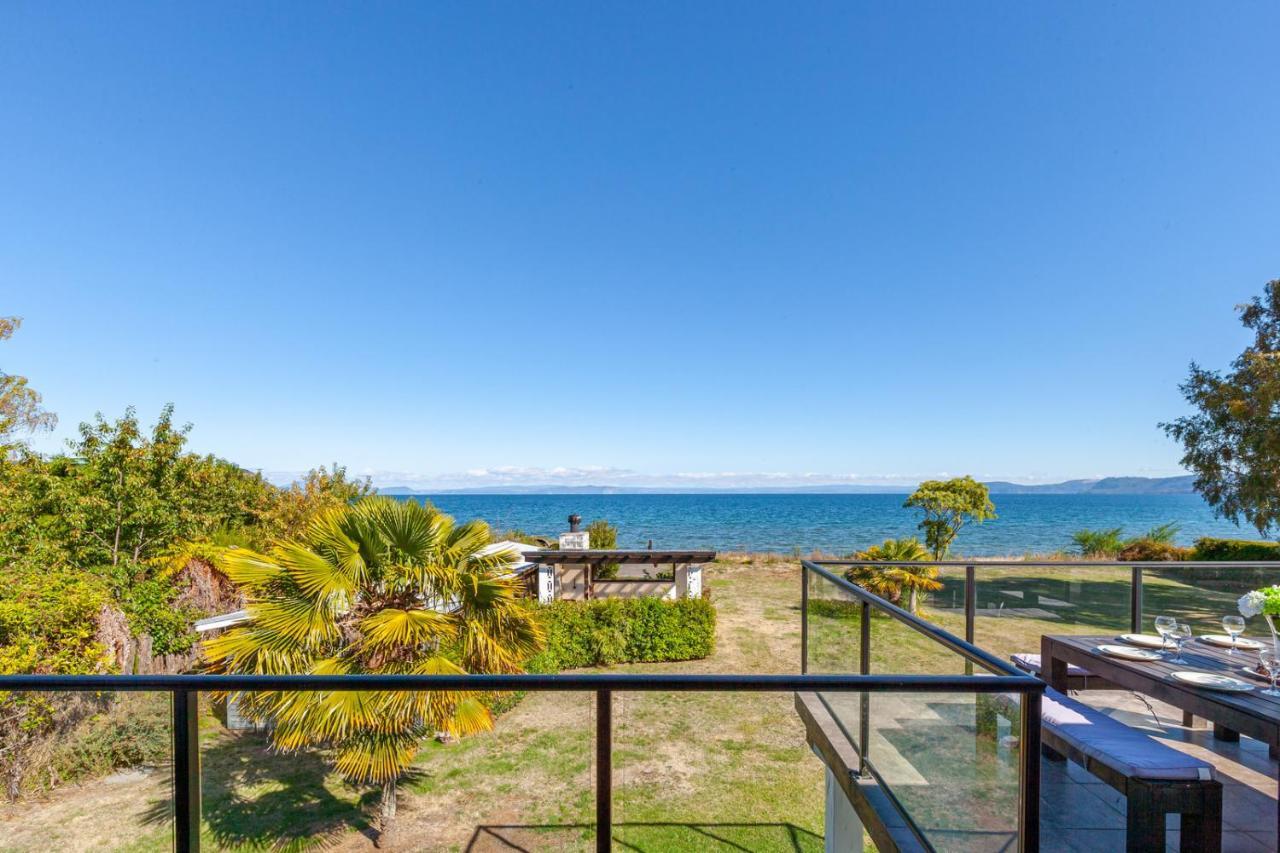 Lakefront Villa - Waitahanui Holiday Home 외부 사진